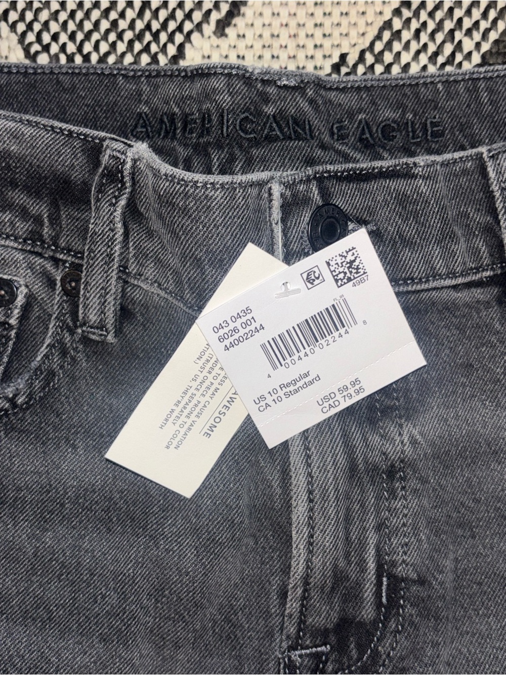 American Eagle Straight High-Rise Gray Denim Jeans